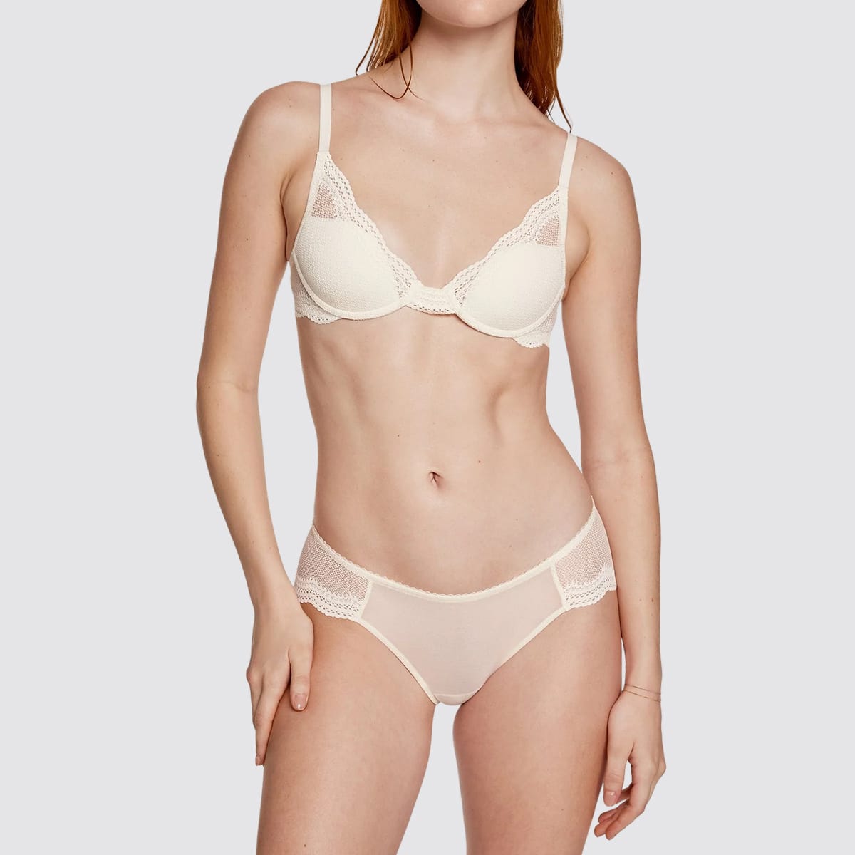 Signature Lace Bikini Ecru