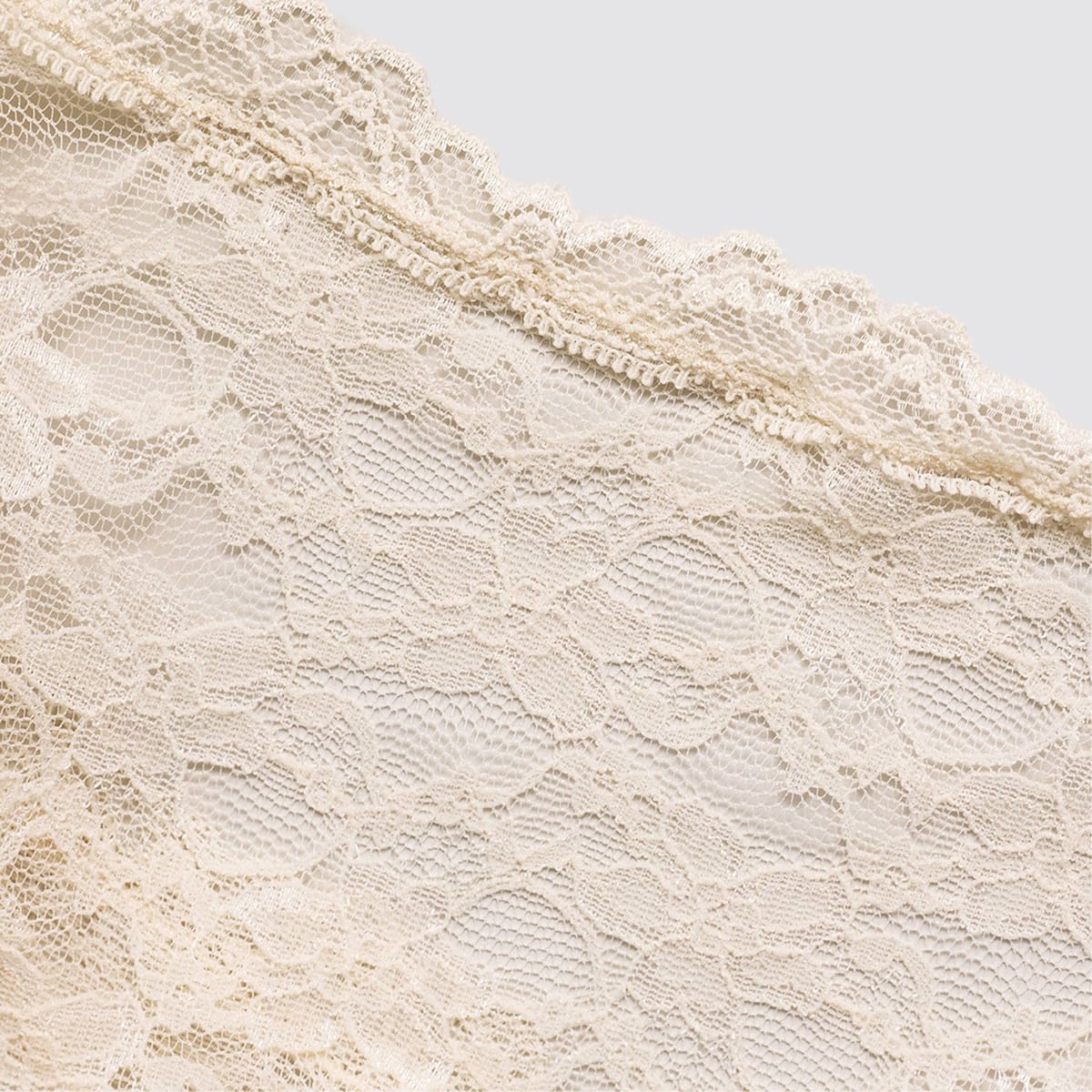 Effortless Lace Bikini Sand