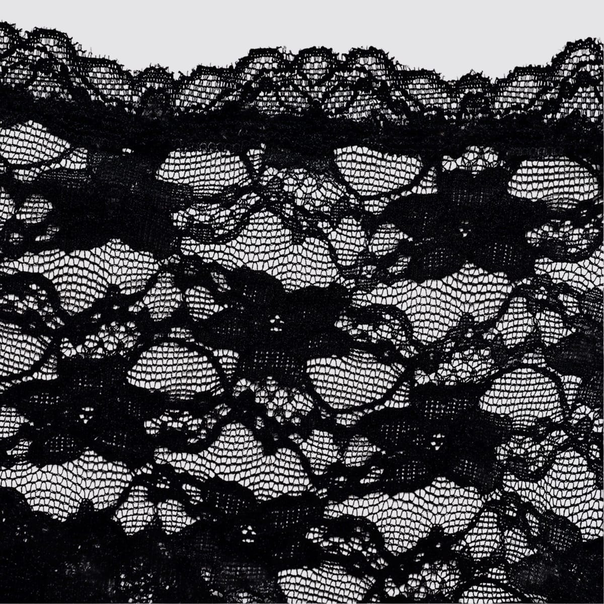 Effortless Lace Thong Black