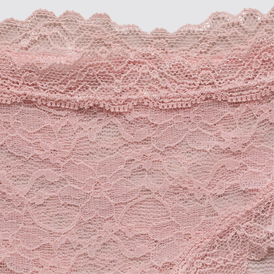 Effortless Lace Thong Rosette