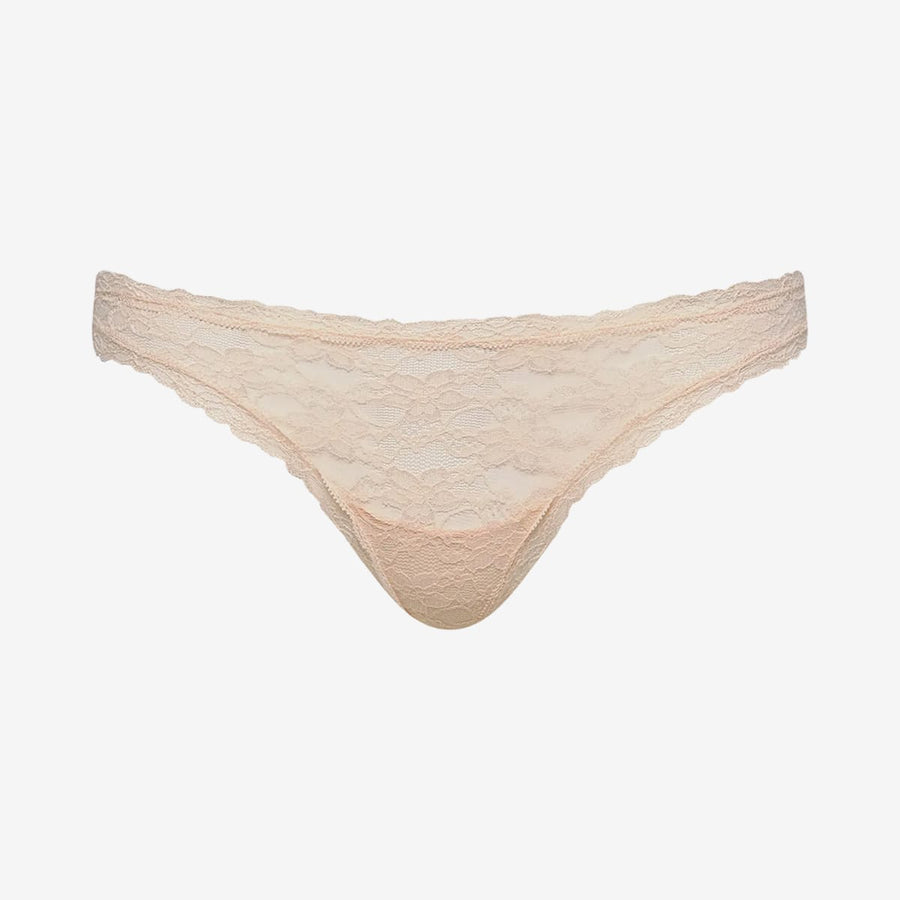 Effortless Lace Thong Sand